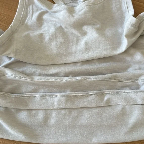 FLEO Racer Back Tank - Picture 5 of 5